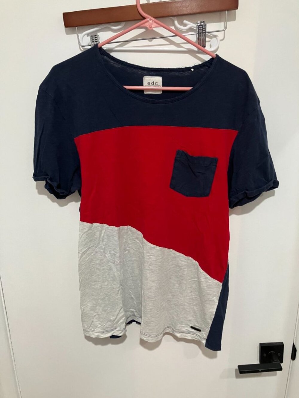 EDC by Esprit Men's Color Block T-Shirt, Navy/Red/Gray, Size Large
